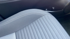 Toyota Yaris 1.5 VVT-i Icon Tech 5dr Petrol Hatchback